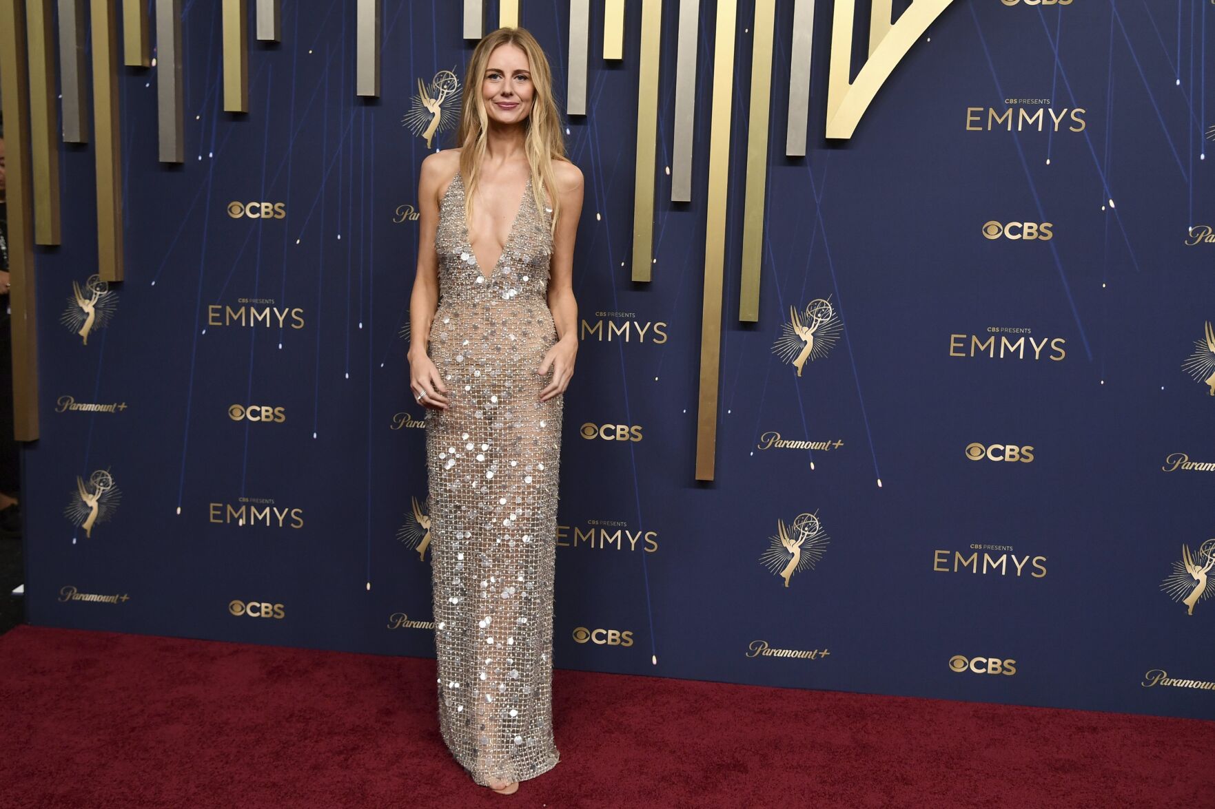 emmy-carpet-justine-lupe.JPG